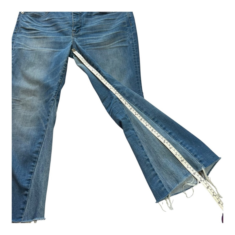 MADEWELL Cali Demi-Boot Jeans | Size 31 | Medium Wash Denim | Raw Hem - Picture 5 of 11